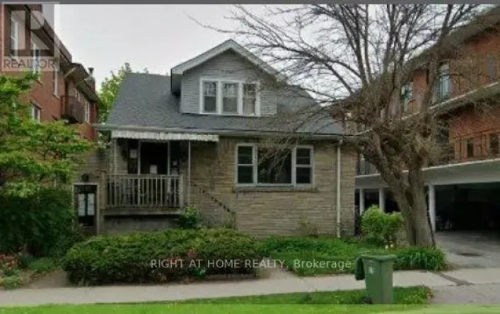 995 MAIN STREET E, Hamilton