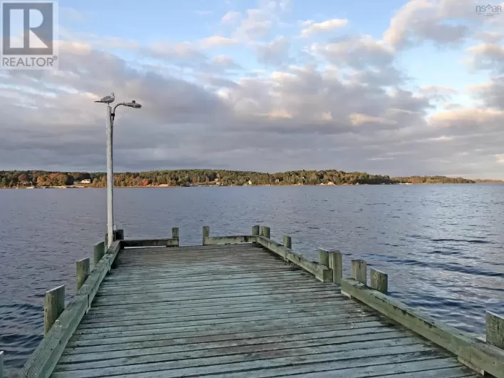 997 main Street|9114 Hwy 3, Mahone Bay