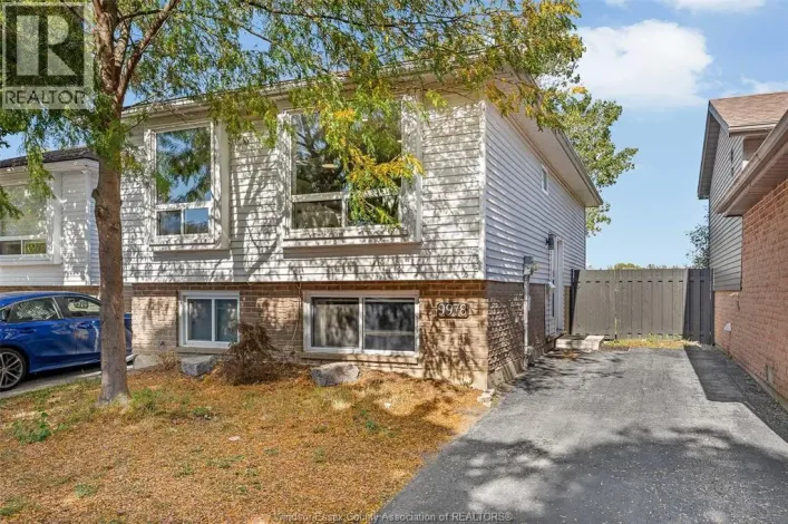 9978 FOREST GLADE COURT Unit# 5, Windsor