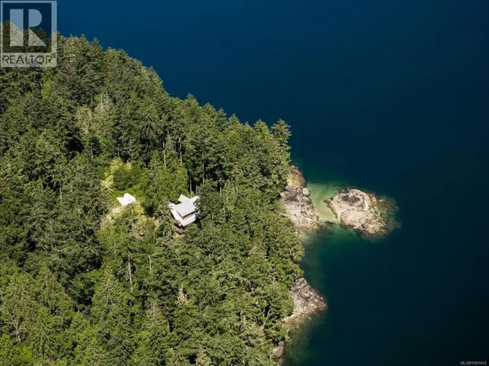 998 Gillespie Rd, Sooke