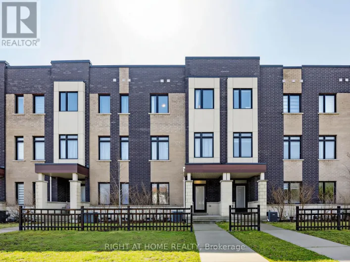 998 KICKING HORSE PATH, Oshawa