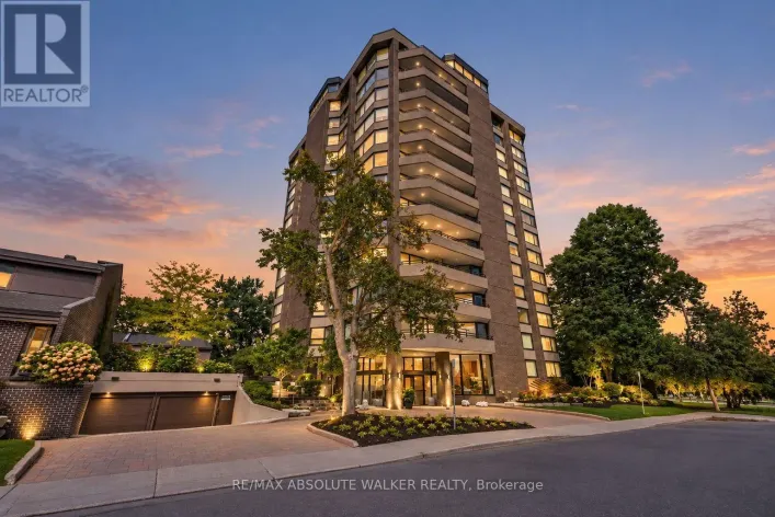 9B - 300 QUEEN ELIZABETH DRIVE, Ottawa