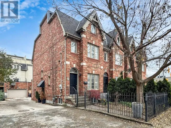 9D WOODFIELD ROAD, Toronto