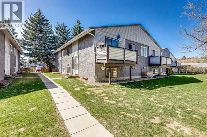 A, 109 Stanley Avenue, Okotoks