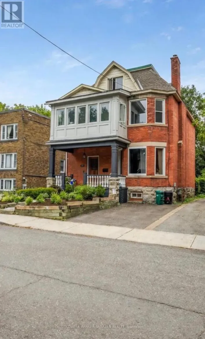 House for rent: A - 135 HAWTHORNE AVENUE, Ottawa