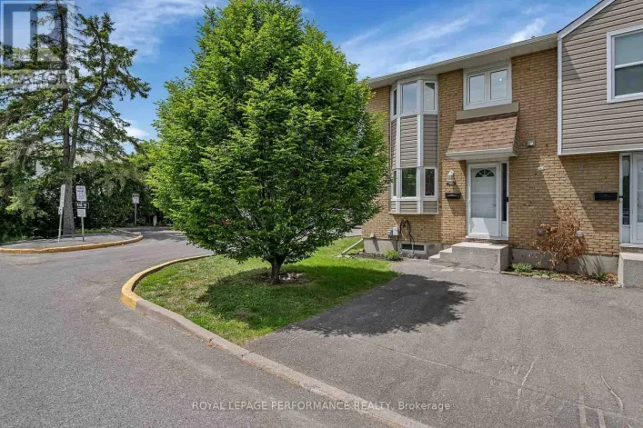 A - 1780 LAMOUREUX DRIVE, Ottawa