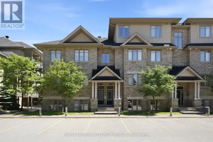 Row / Townhouse for sale: A - 20 TADLEY PRIVATE, Ottawa
