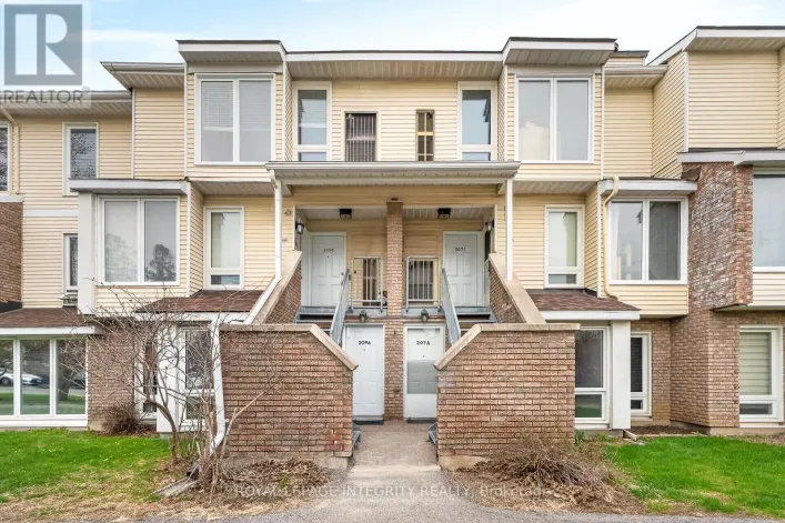 A - 207 WOODFIELD DRIVE, Ottawa