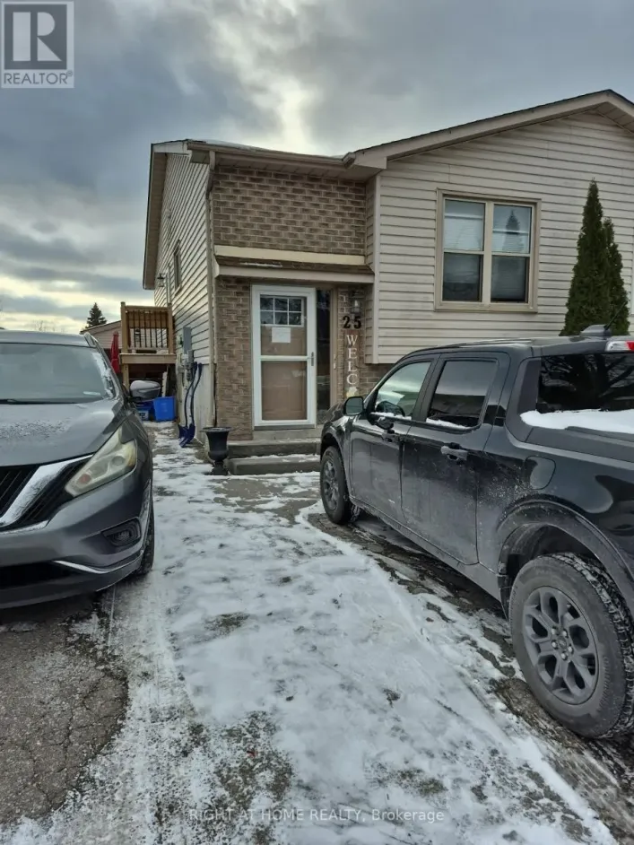 A - 25 WELLINGTON AVENUE E, Oshawa