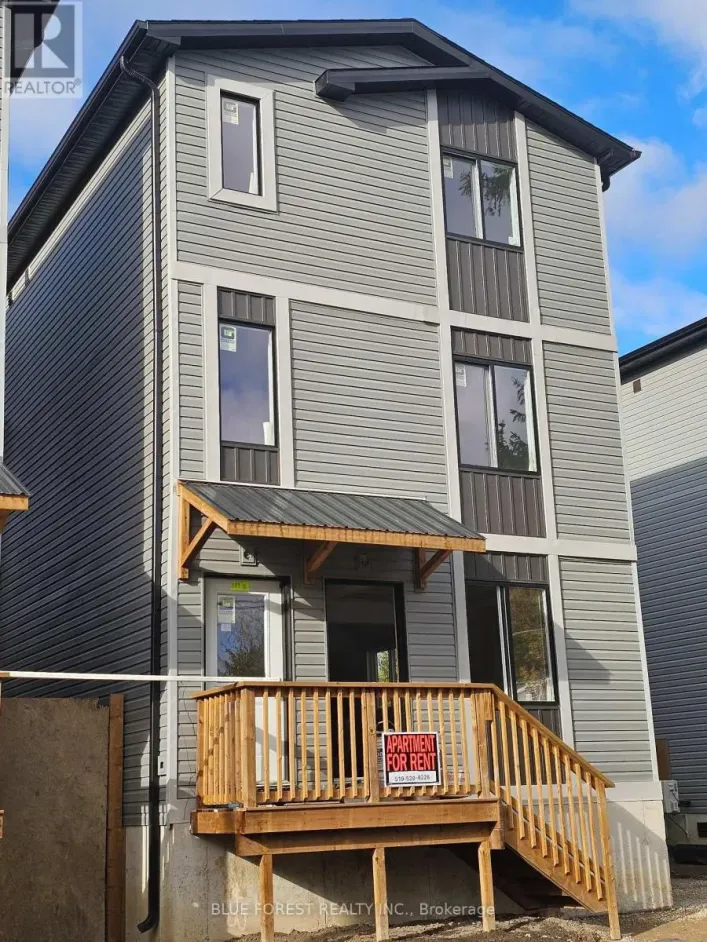 A - 337 SPRUCE STREET, London East