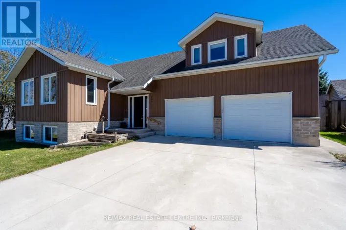 A - 405 MINNIE STREET, North Huron