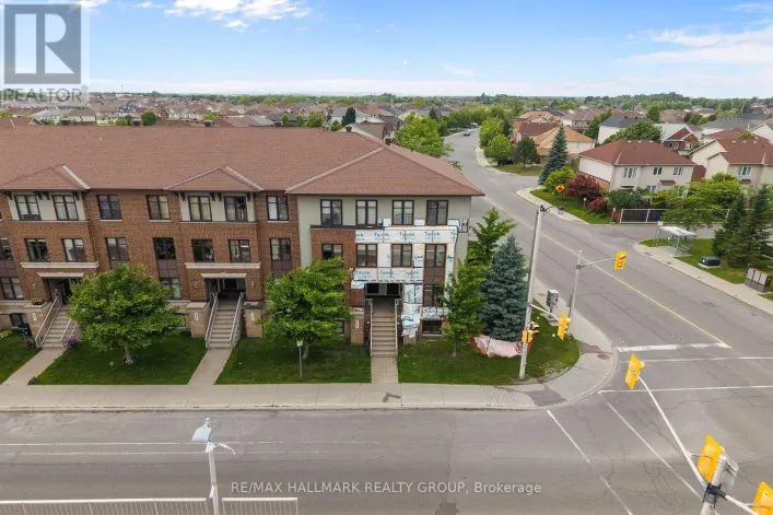 A - 541 CHAPMAN MILLS DRIVE, Ottawa