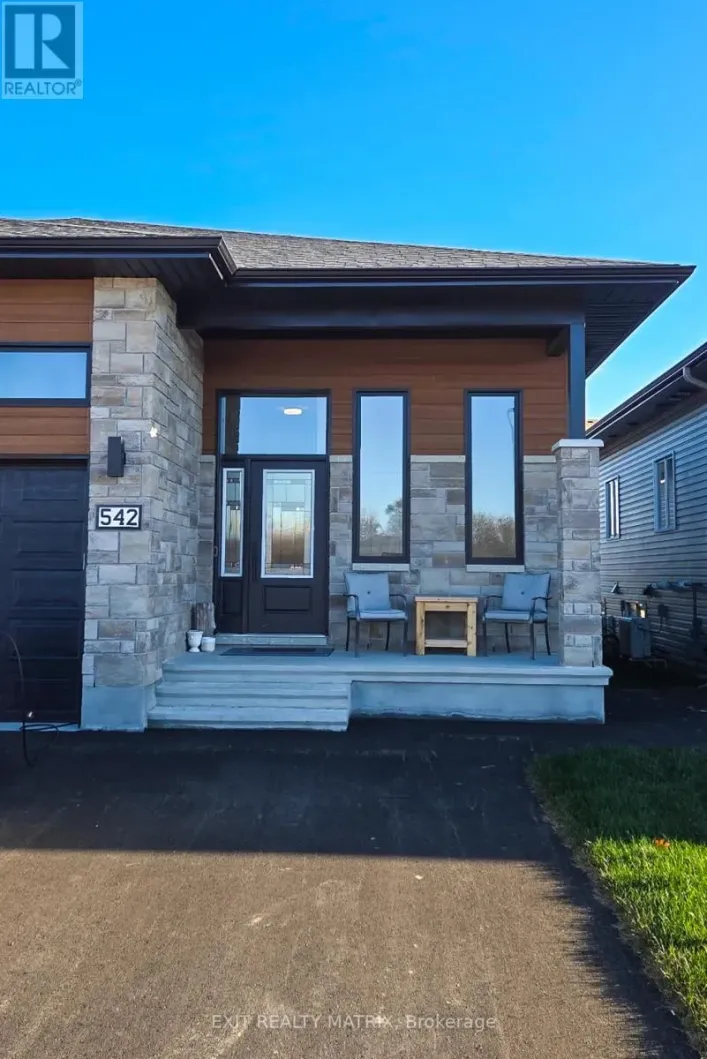 A - 542 REGINA STREET, Russell