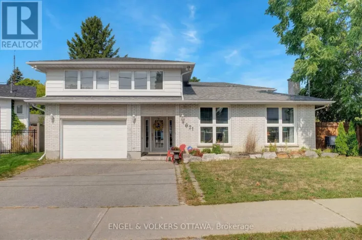 A - 621 PLEASANT PARK ROAD, Ottawa