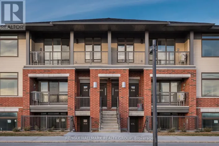 A - 70 JAGUAR PRIVATE, Ottawa