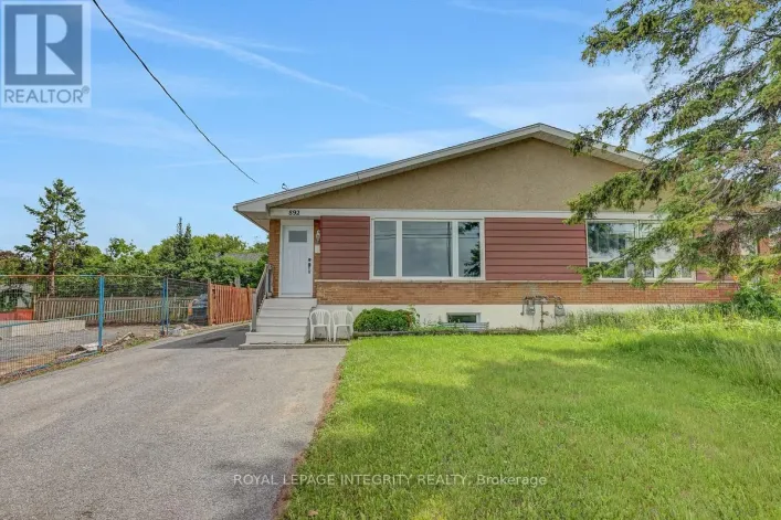 Duplex for rent: A - 892 BASELINE ROAD, Ottawa