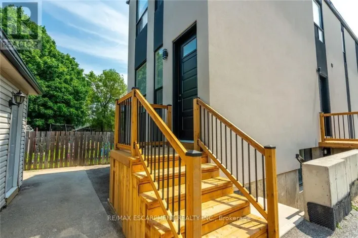 A - 9 MUNN STREET, Hamilton