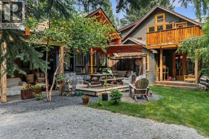 A and B, 132 Rundle Crescent, Canmore