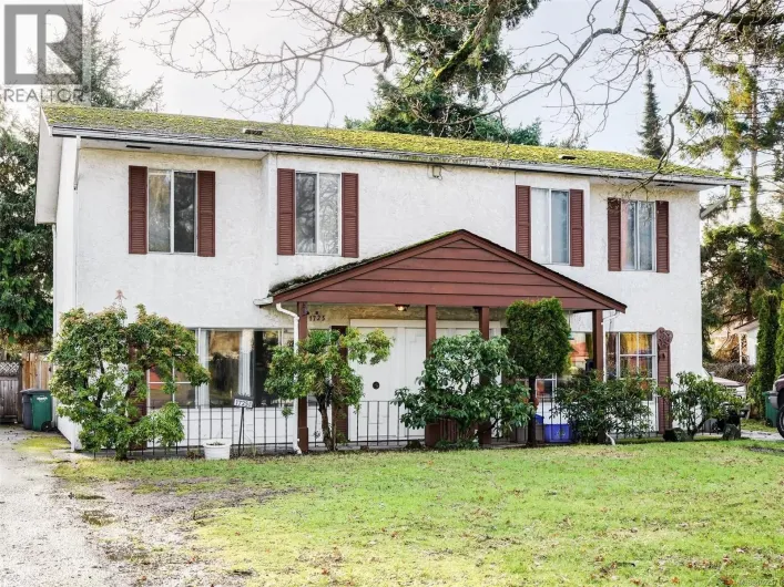 A & B 1725 Feltham Rd, Saanich