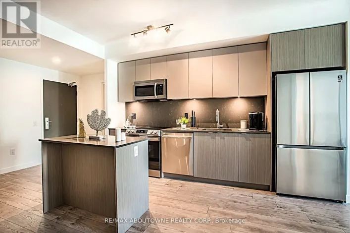 A0410 - 125 BRONTE ROAD, Oakville