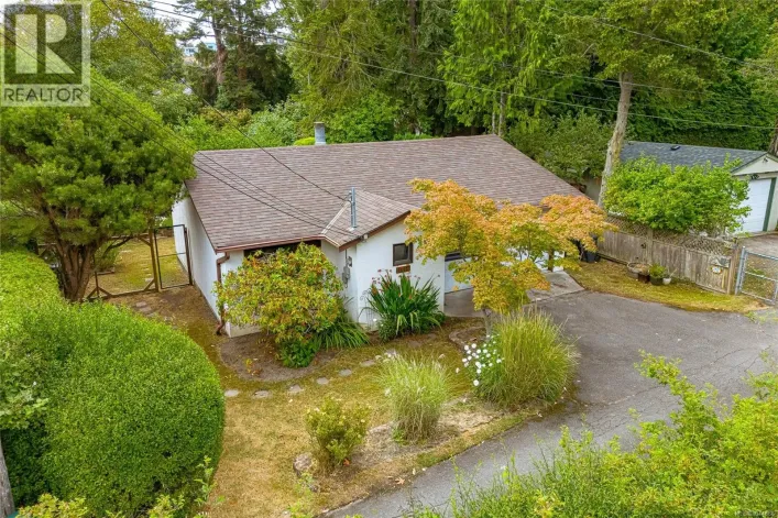 A-1143 Munro St, Esquimalt