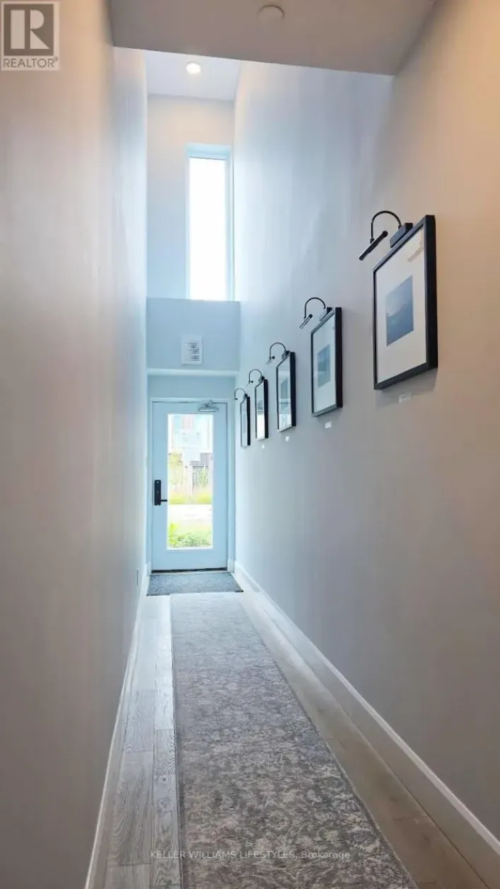 A120 - 2062 LUMEN DRIVE, London South