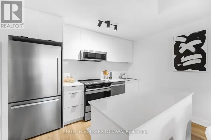 A1710 - 1655 CARLING AVENUE, Ottawa