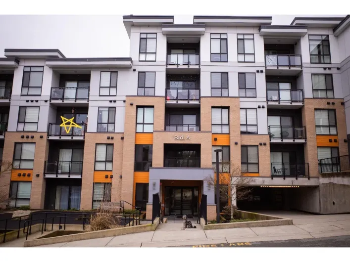 A200 20087 68 AVENUE, Langley