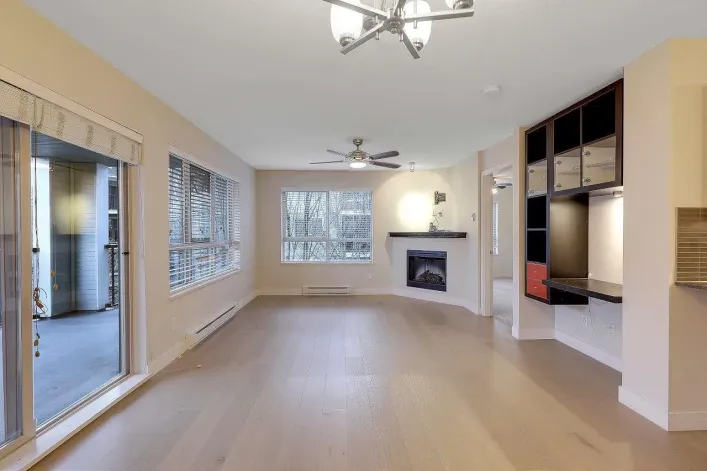 A316 8929 202 STREET, Langley