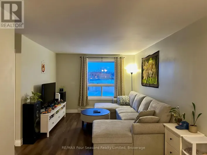 A4 - 206 PERRY STREET, Clearview