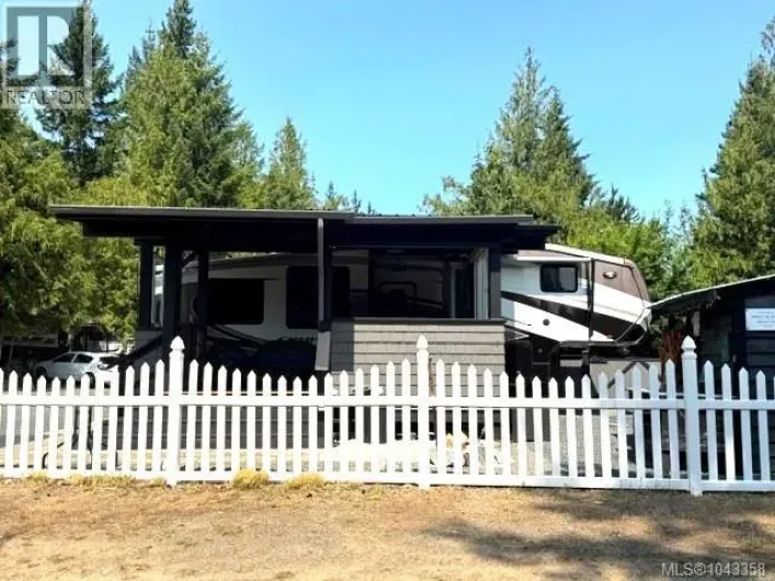 A4 2650 Turnbull Rd, Qualicum Beach