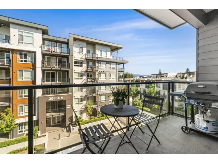 A413 20834 80 AVENUE, Langley