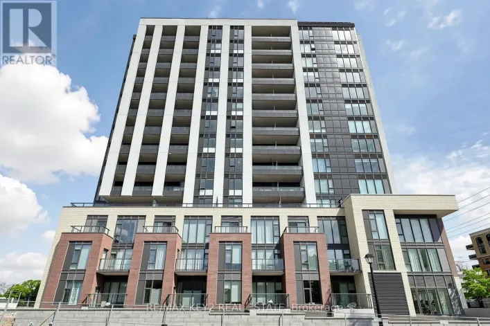 A505 - 705 DAVIS DRIVE, Newmarket