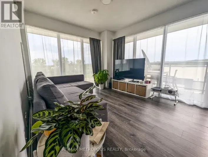A506 - 1117 COOKE BOULEVARD W, Burlington