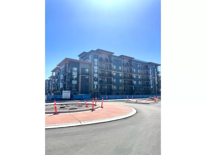 A619 8233 208B STREET, Langley