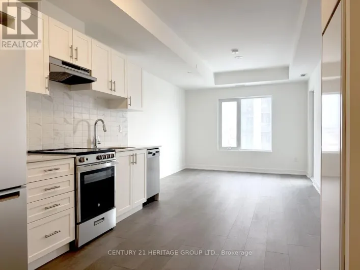 A906 - 705 DAVIS DRIVE, Newmarket