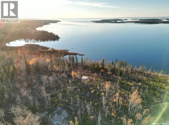 House for sale: Abrams Bay, Lac La Ronge Provincial Park