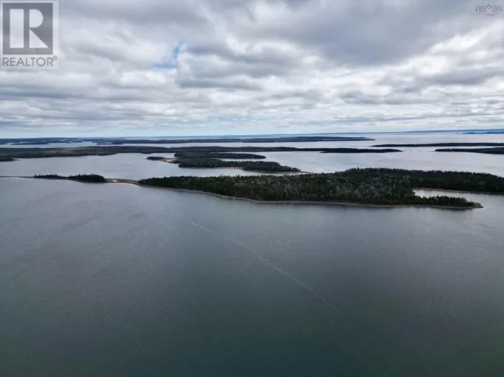 Acreage MacLeod Island, Lennox Passage, NS, B0E 1V0, Lennox Passage