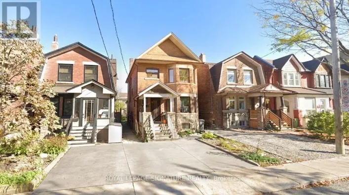 ALL INCLUSIVE UPPER - 111 NORTHCLIFFE BOULEVARD, Toronto