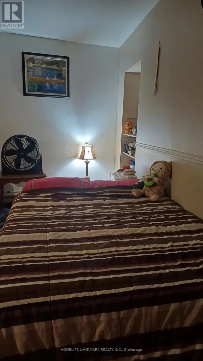 APARTMENT C - 92 KING STREET W, Cobourg