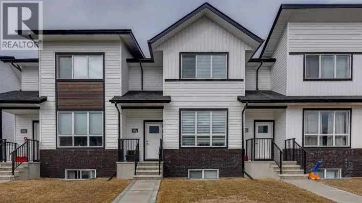 B, 10 Evergreen Way, Red Deer