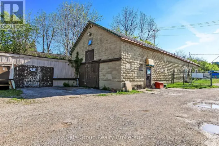 B - 100 BUTLER STREET, Woodstock