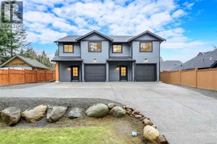 B 1044 Lazo Rd, Comox
