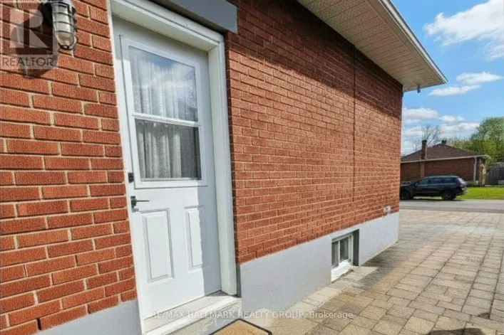 B - 1307 VANCOUVER AVENUE, Ottawa