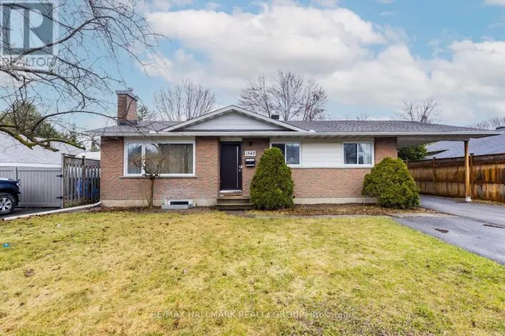 B - 1542 ST. GEORGES STREET, Ottawa