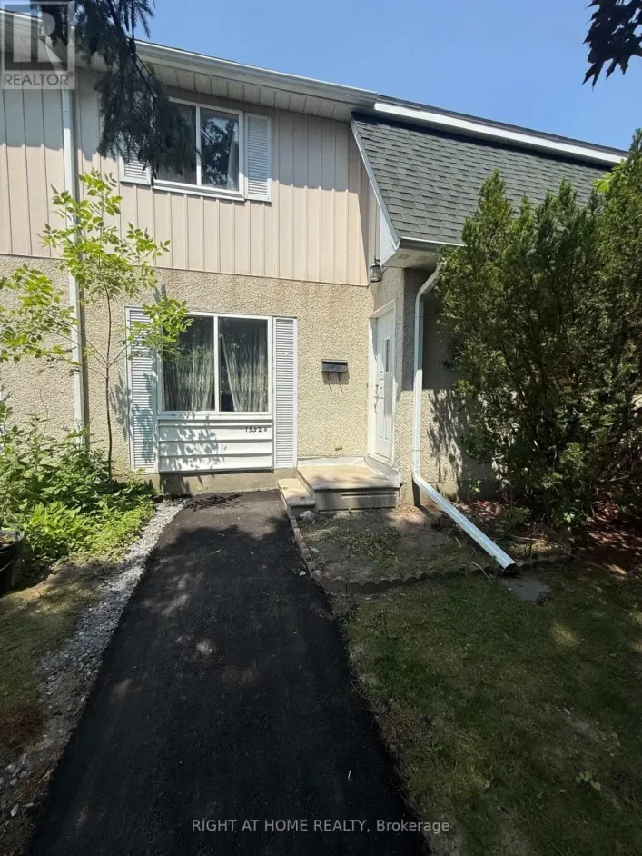 B - 1552 BEAVERPOND DRIVE, Ottawa