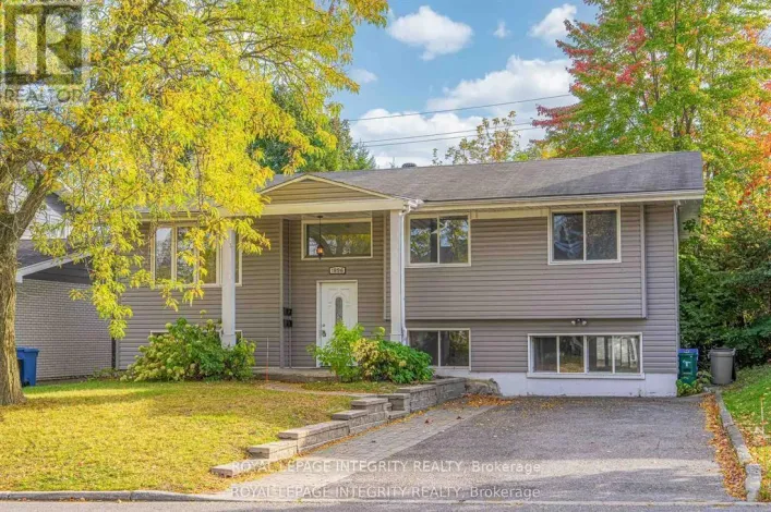 B - 1896 FEATHERSTON DRIVE, Ottawa