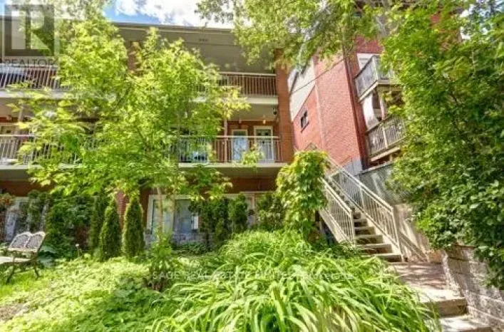 B - 222 KENILWORTH AVENUE, Toronto