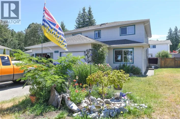 B 2256 1st St, Courtenay