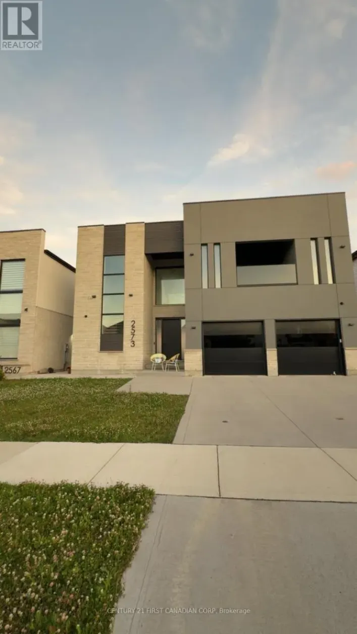 B - 2573 BRIDGEHAVEN DRIVE, London North